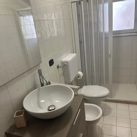 Tana Dell'orso Torre dell'Orso